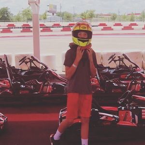 Meet your Posher, Hooper